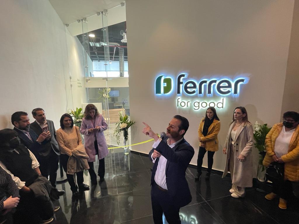 Inauguración Ferrer